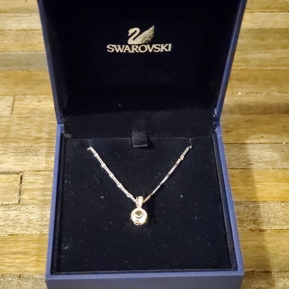 Swarovski Crystal Stone Necklace - Picture 2 of 4